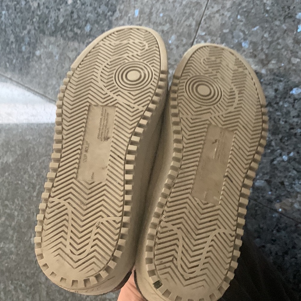 Women’s off white tennis sneakers - Picture 12 of 13